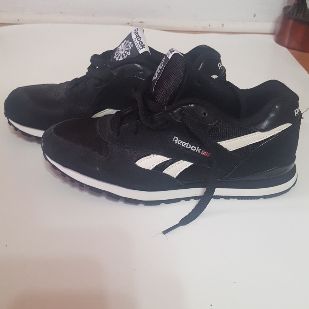 NWOT kids Reebok - Picture 2 of 5